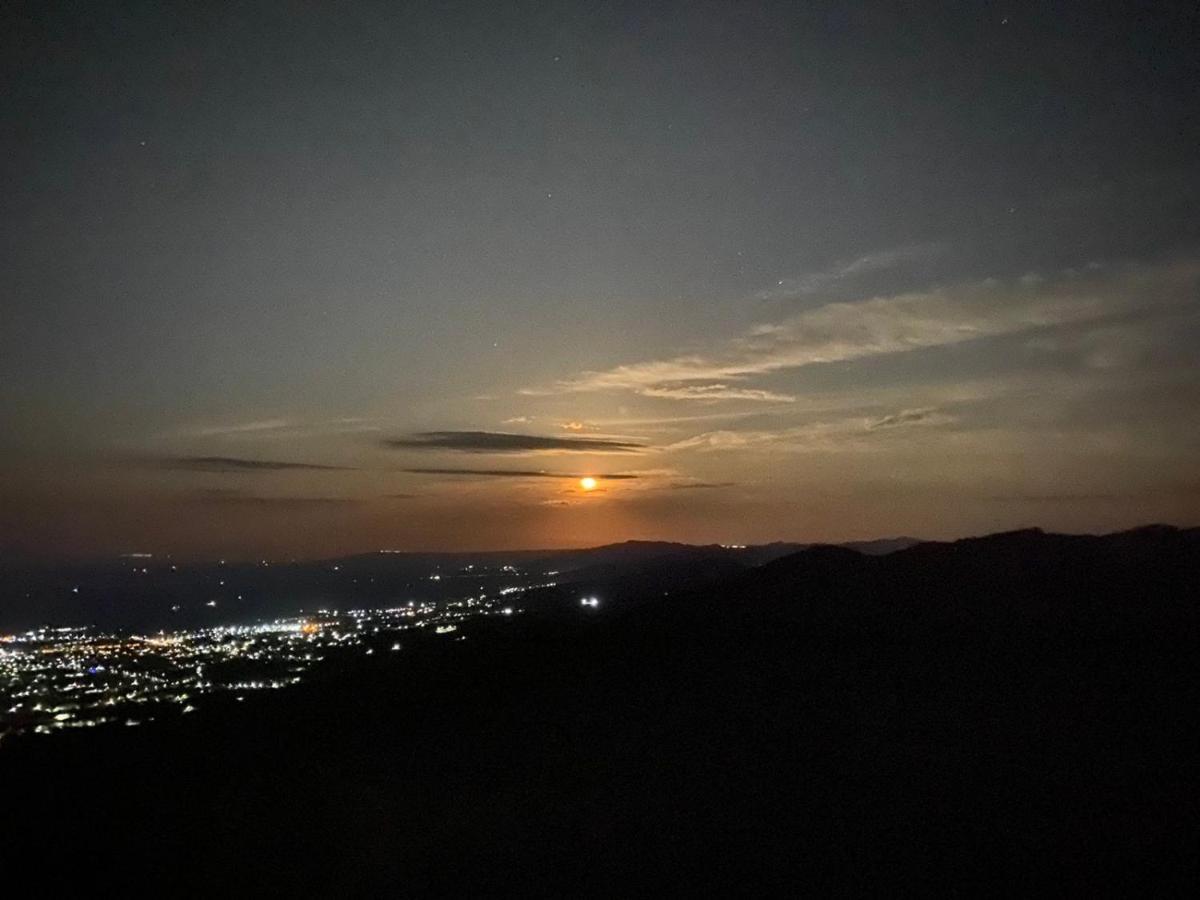 فندق Panorama سينغناغي المظهر الخارجي الصورة